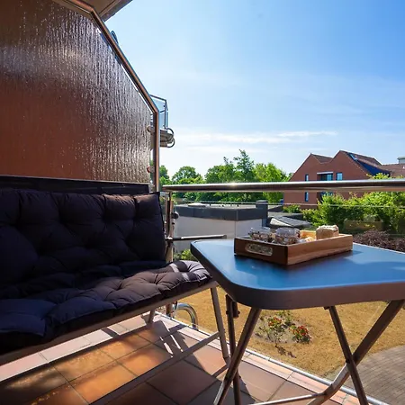Residenz Rosengrund Wesernest Mit Schwimmbad Apartamento Büsum