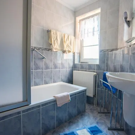 Residenz Rosengrund Wesernest Mit Schwimmbad